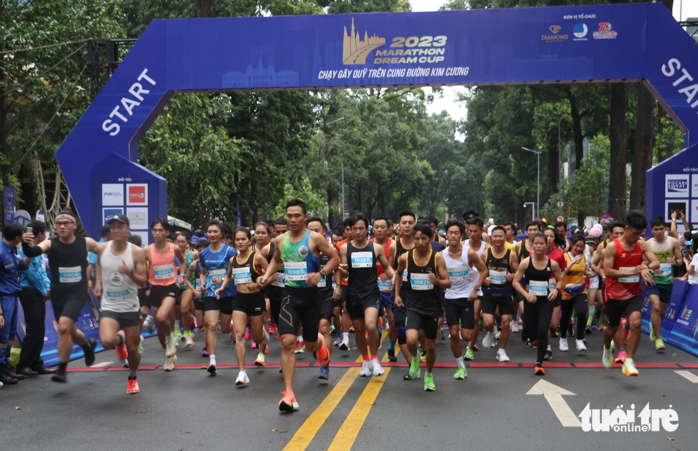 Ho Chi Minh City run attracts 2,000 participants to raise funds for needy