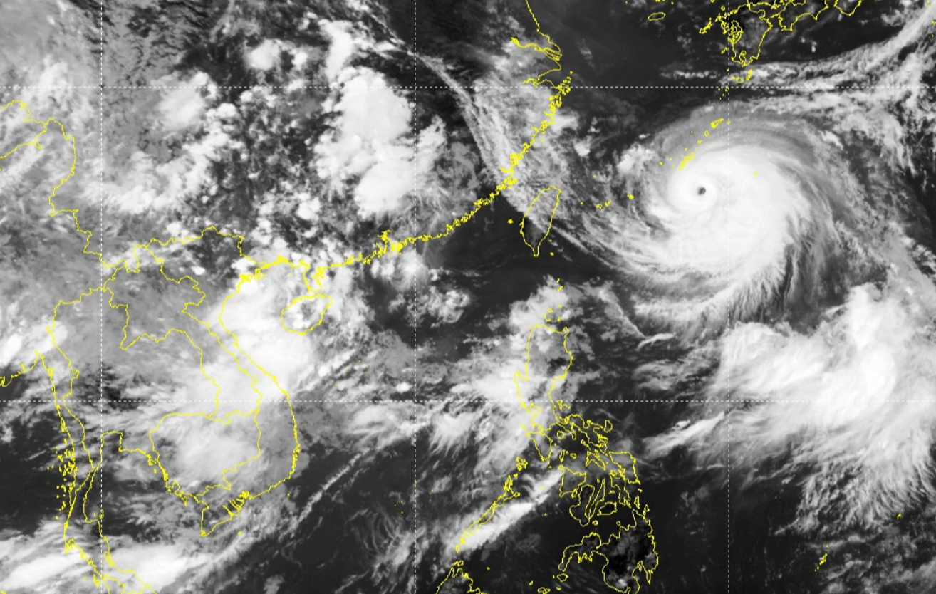 3 storms forecast to hit East Vietnam Sea in August