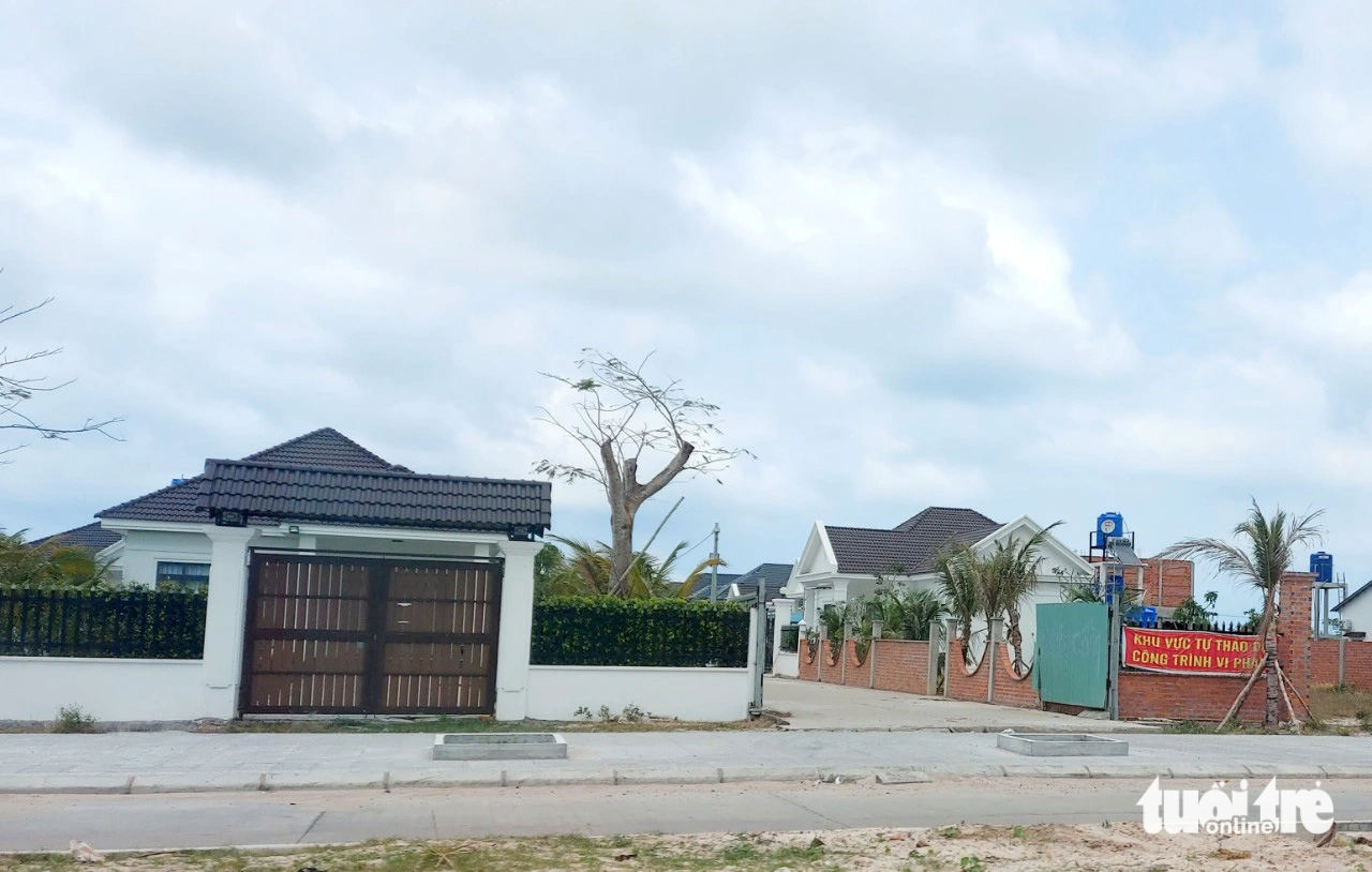 5 more illegally-built villas on Vietnam’s Phu Quoc subject to coercive demolition