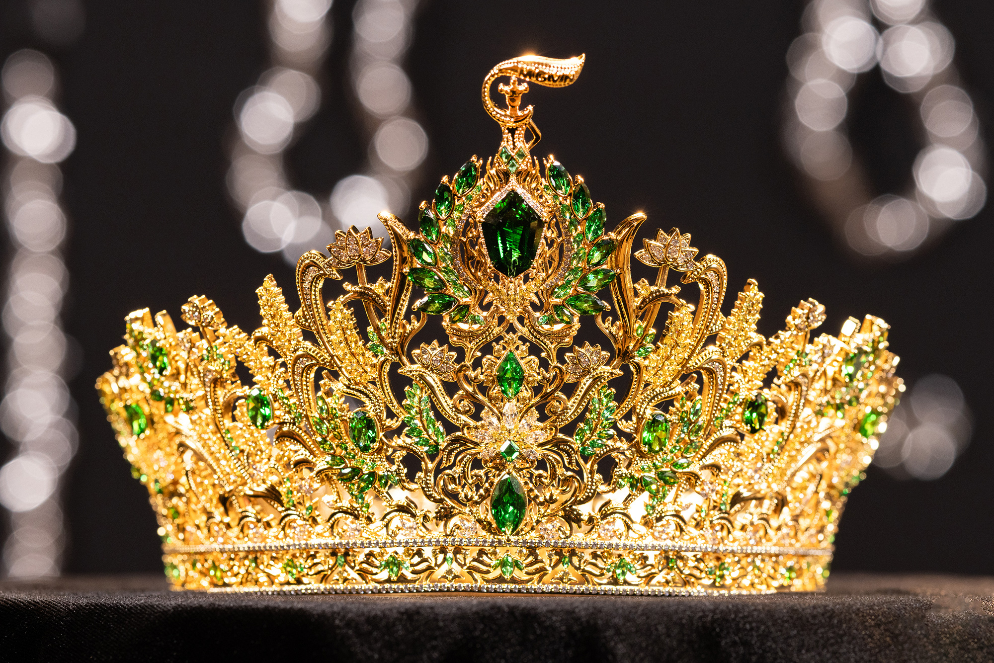 Miss Grand Vietnam 2023 Unveils Sumptuous Crowns Tuoi Tre News