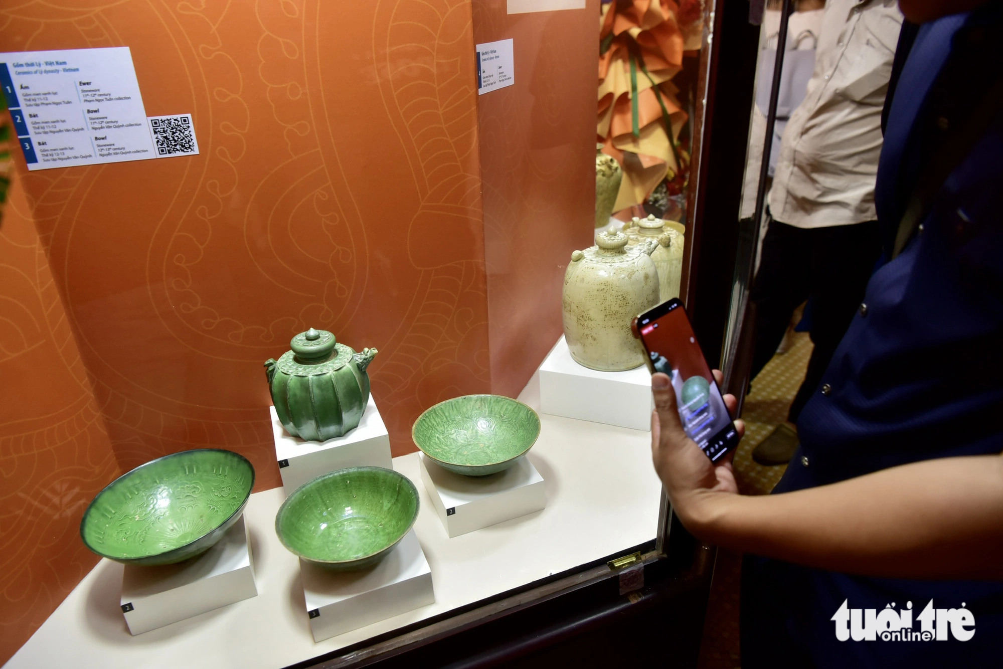 Ho Chi Minh City exhibition displays nearly 170 ceramic antiquities