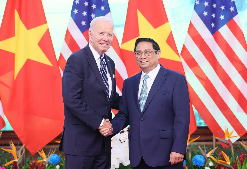 US President Joe Biden, PM Pham Minh Chinh attend innovation summit in Hanoi