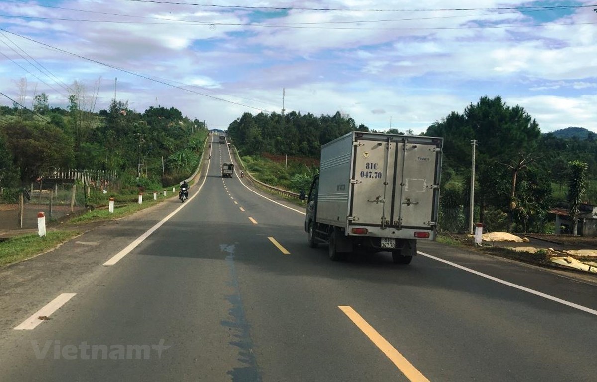 Over $380mn needed to upgrade 3 highways linking Vietnam with Laos, China