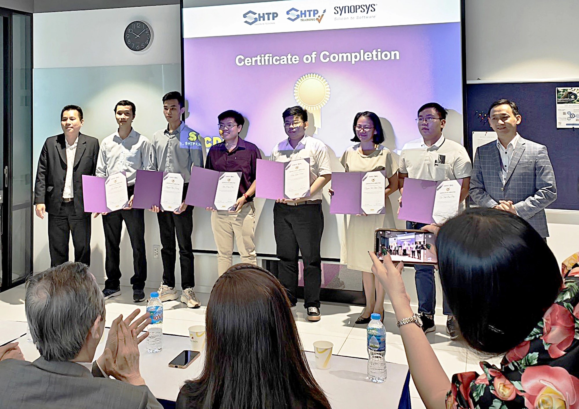 Vietnam ramps up semiconductor training programs to attract US capital