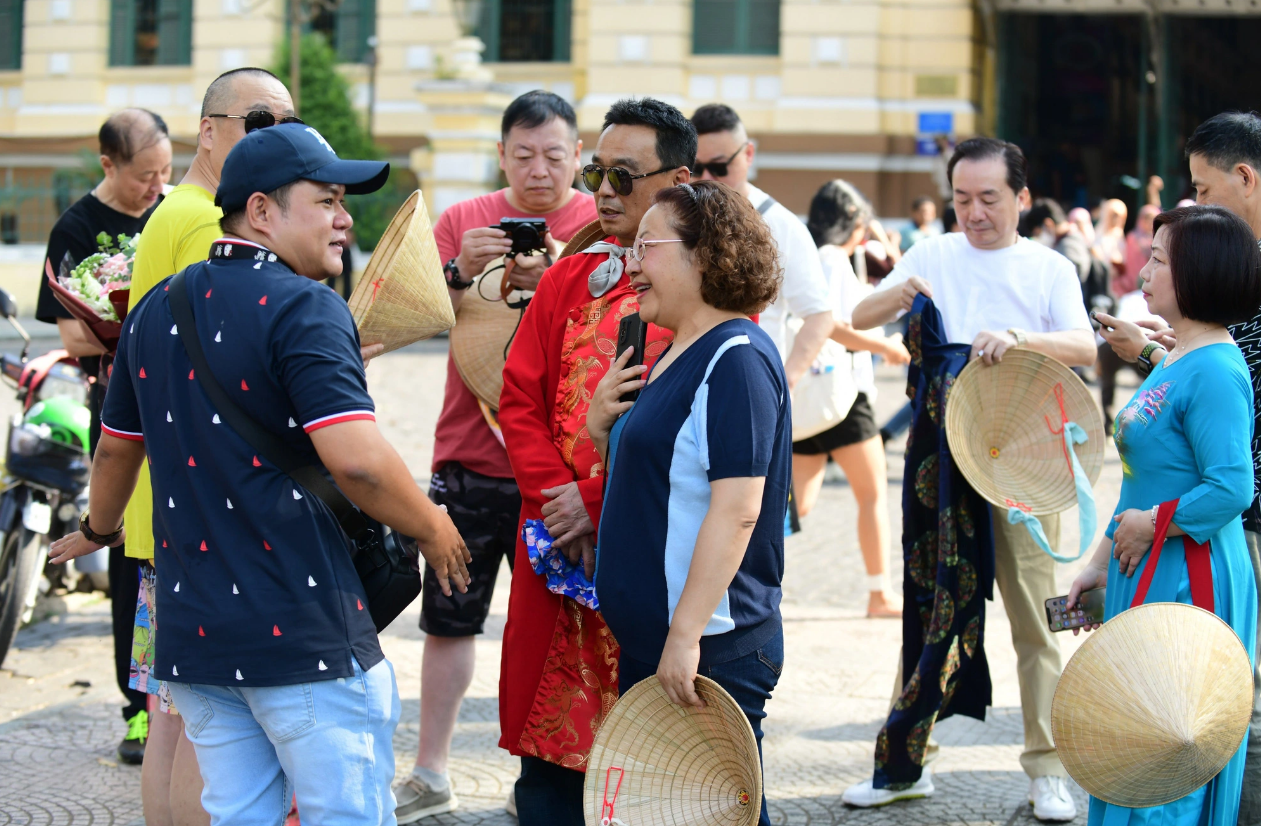 Vietnam seeks to increase int’l tourist target to 13mn