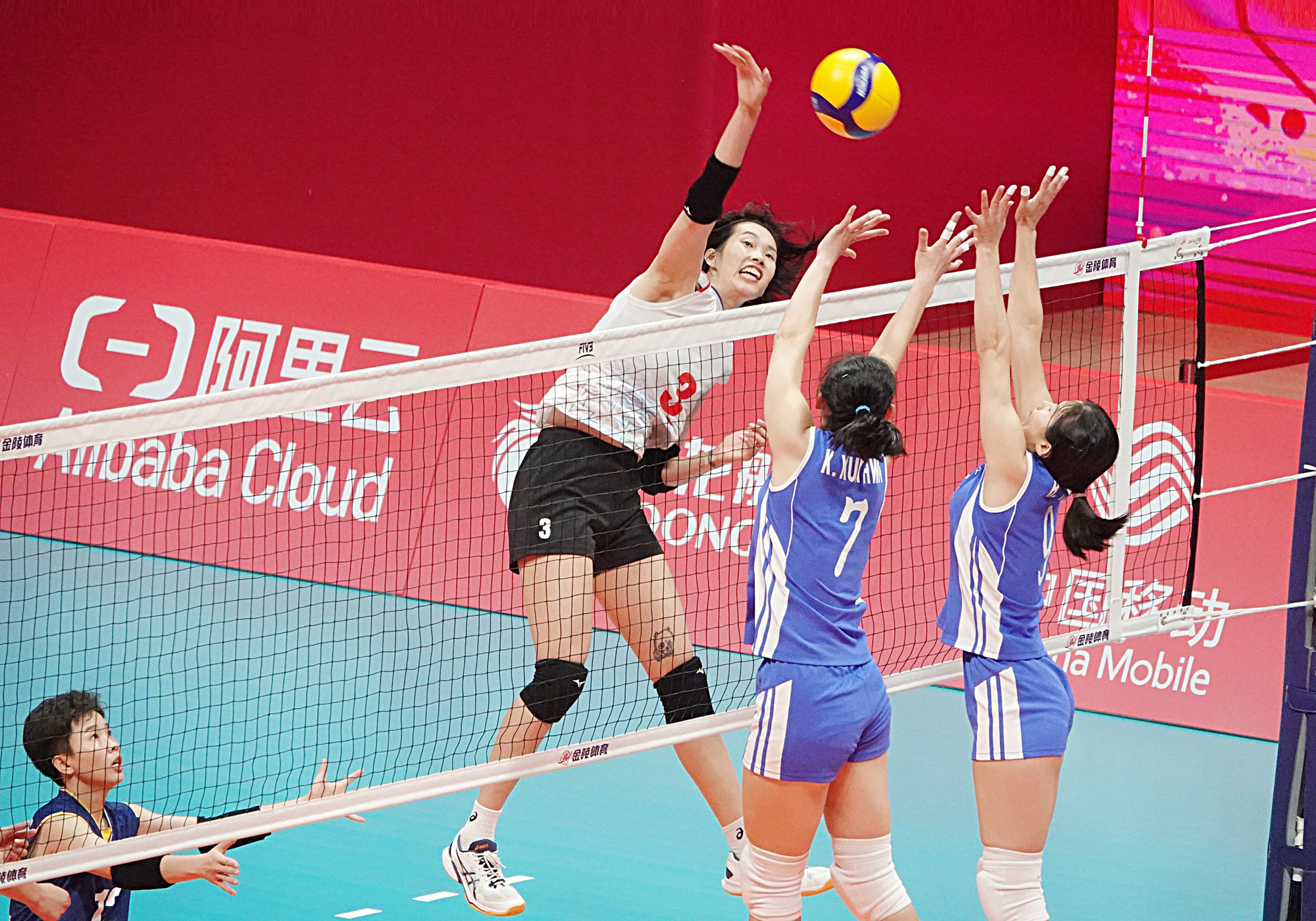 Vietnam earns historic semifinal berth in Asian Games women’s volleyball