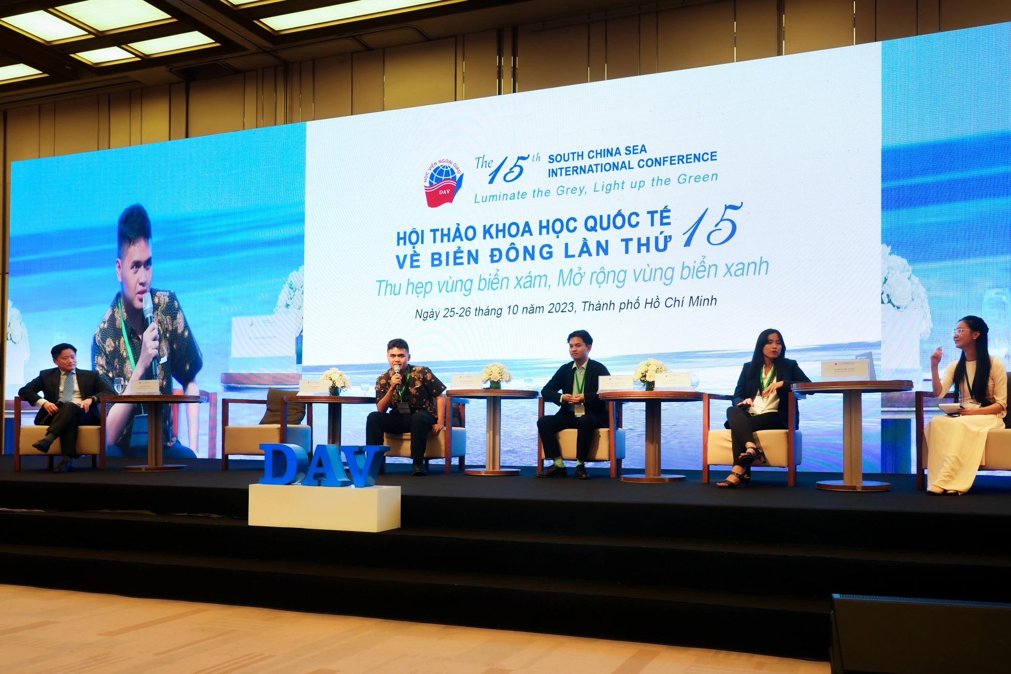 Next generation of leaders highlight peace solutions at int’l conference on East Vietnam Sea