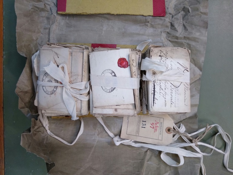 Confiscated French love letters finally opened after 265 years