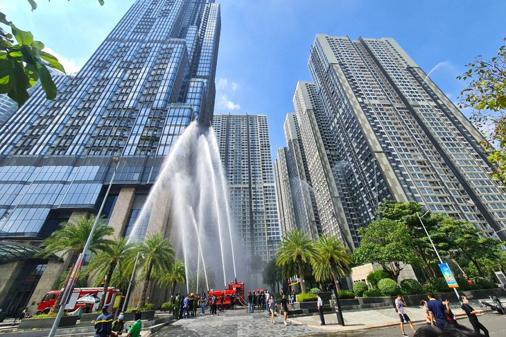 Ho Chi Minh City holds fire drill at iconic Landmark 81 skyscraper