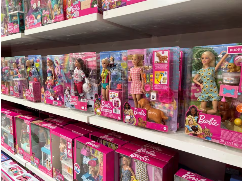 Barbie toys are on display for sale at a toy store in Beirut, Lebanon August 10, 2023. Photo: Reuters