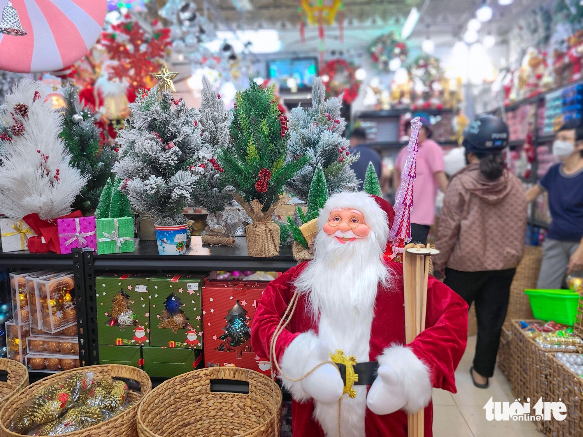 A Santa Claus figurine is displayed at a shop in Ho Chi Minh City. Photo: Nhat Xuan / Tuoi Tre
