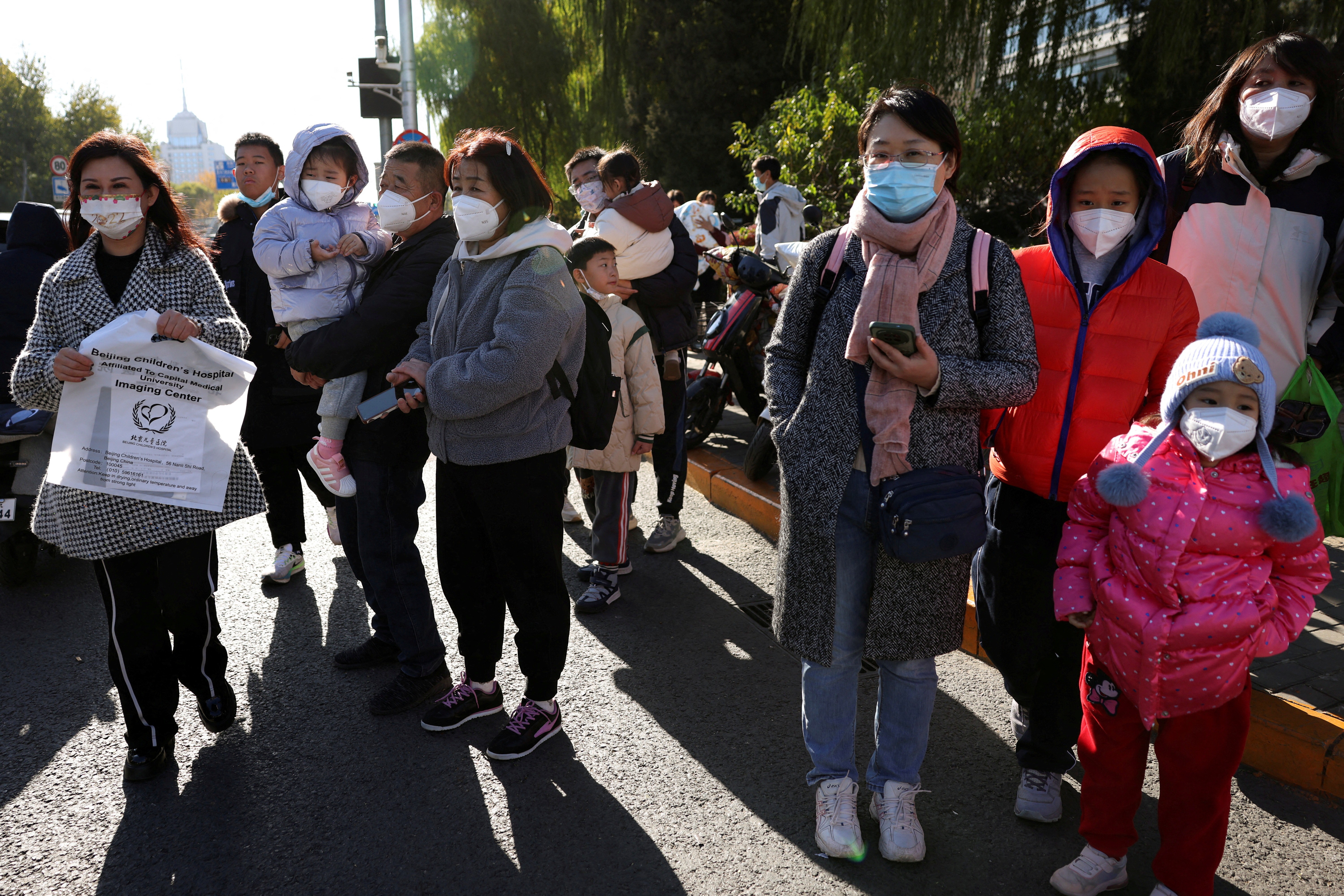 China ministry seeks more fever clinics to combat respiratory illness surge