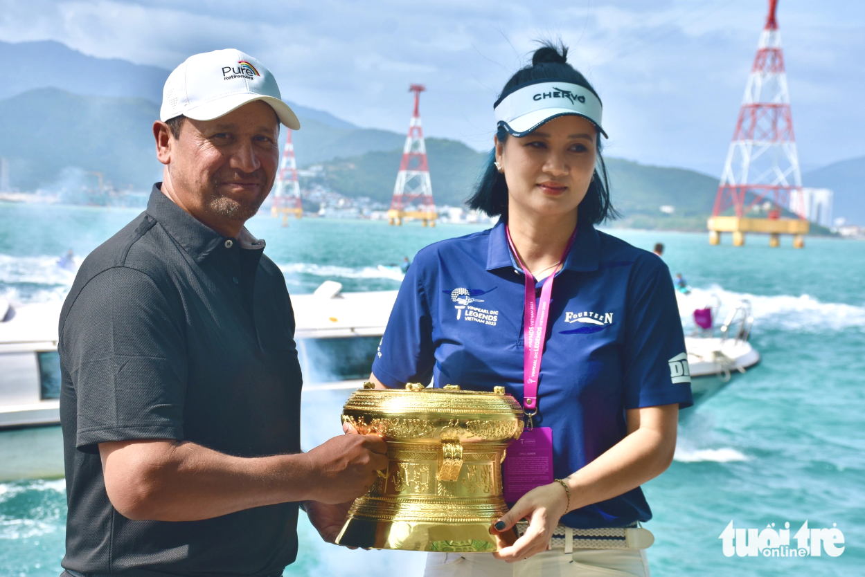 Many world-renowned golfers join golf tournament in Vietnam’s Nha Trang