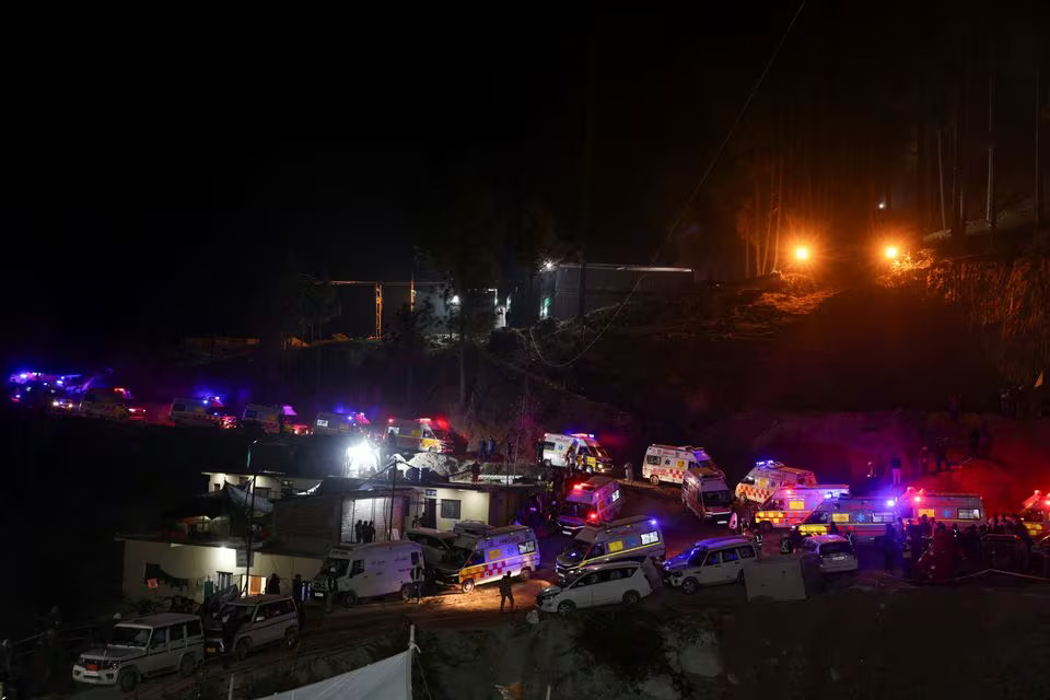 Rescue operations continue at the site where workers are trapped after a tunnel collapsed, in Uttarkashi, in the northern state of Uttarakhand, India, November 28, 2023. Photo: Reuters