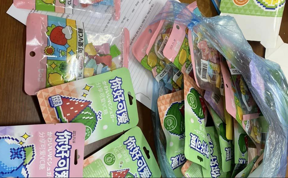 11 students in Hanoi suffer fatigue after eating ‘exotic’ candy