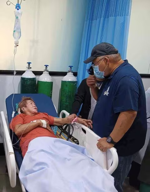 Lanao Del Sur Governor Mamintal Adiong Jr. visits the injured at a hospital following an explosion during a Catholic Mass in a gymnasium at Mindanao State University, in Marawi, Philippines, December 3, 2023. Photo: Reuters
