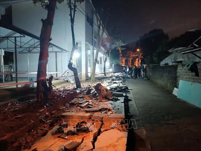 School wall collapse kills 1, injures 3 in northern Vietnam