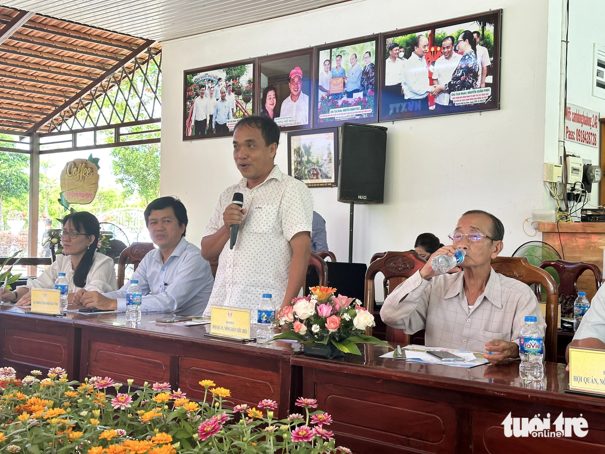 Representatives of flower-growing businesses attend a press briefing to announce the upcoming Sa Dec ornamental flower and plant festival, Dong Thap Province, southern Vietnam, December 7, 2023. Photo: Dang Tuyet / Tuoi Tre