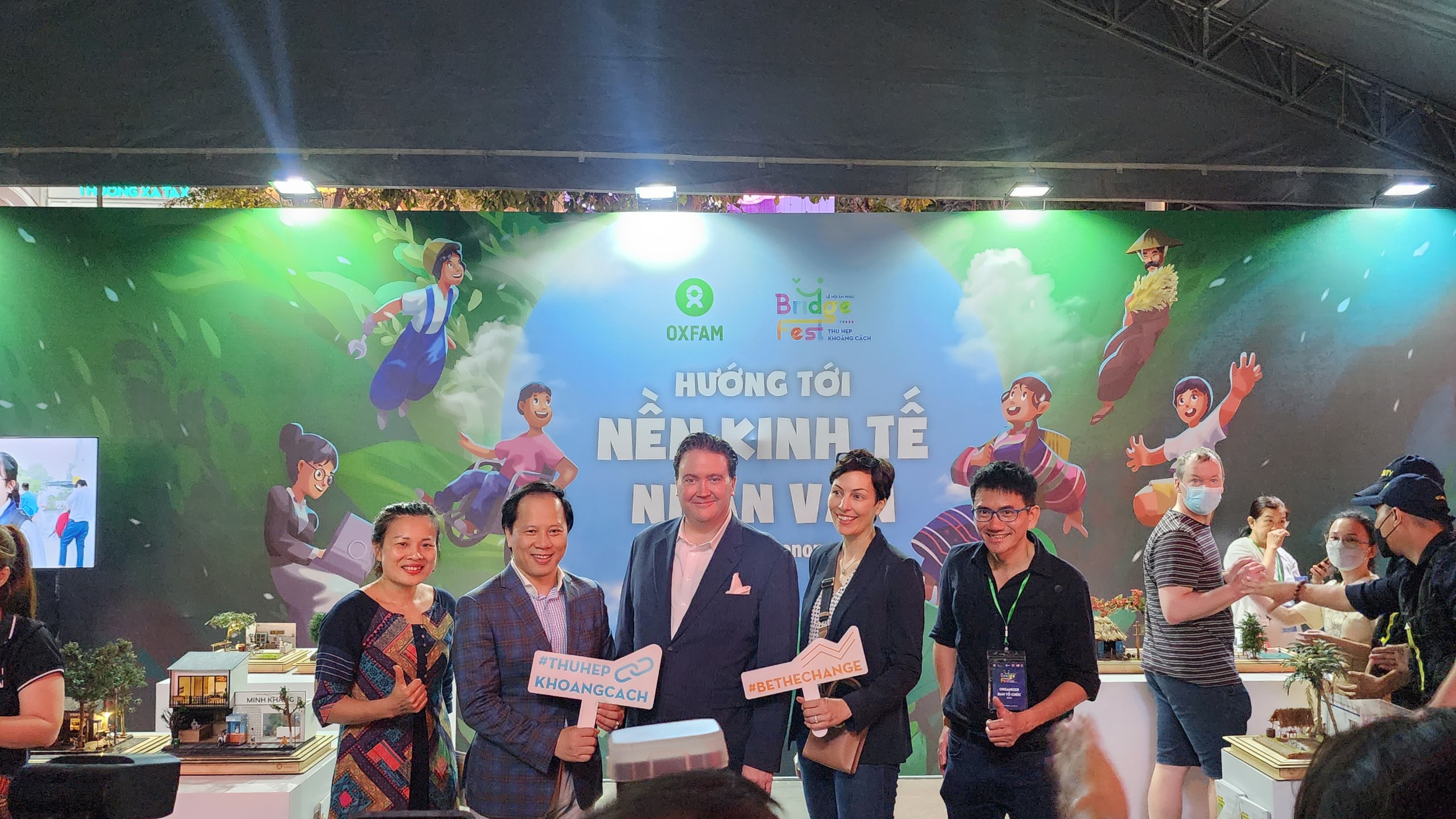 Ho Chi Minh City music festival bridges gap, celebrates human economy