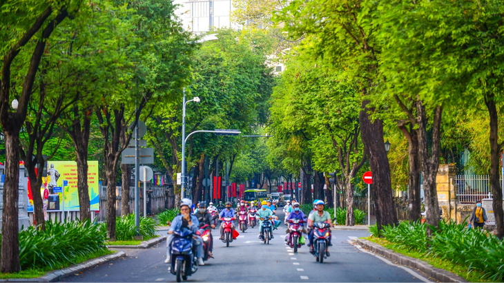 What should Ho Chi Minh City do to increase green space?