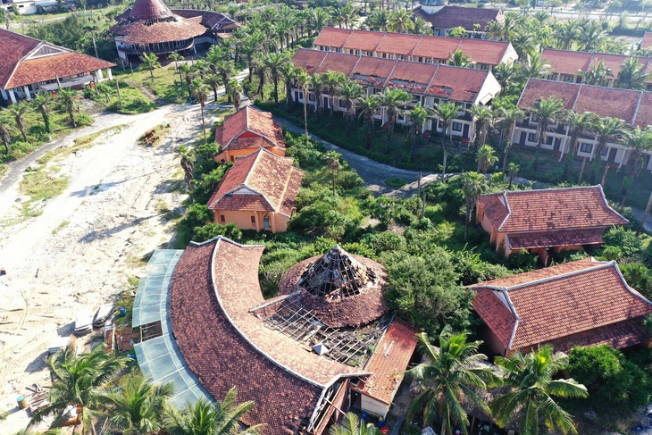 The abandoned Tropical Beach Hoi An Resort at Cua Dai beach in Hoi An City, Quang Nam Province, central Vietnam. Photo: B.D. / Tuoi Tre