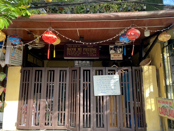 Victims, including Chinese, of ‘banh mi’ food poisoning sue bakery in Hoi An