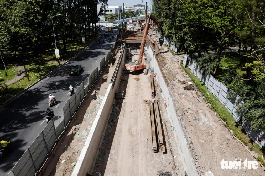 Road tunnel takes shape near Ho Chi Minh City airport