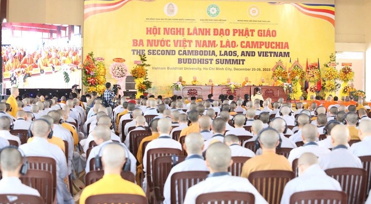The overall scene of the second Cambodia, Laos and Vietnam Buddhist Summit on its first working day in Ho Chi Minh City, southern Vietnam, December 25, 2023. Photo: Hoai Phuong / Tuoi Tre