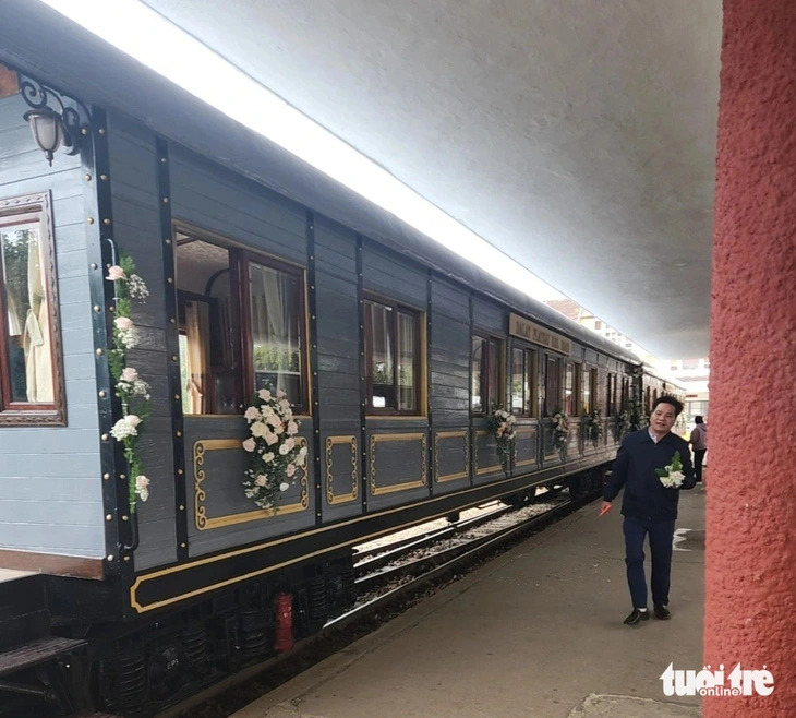 Tie the knot in style: Vietnam's enchanting train transforms into wedding venue