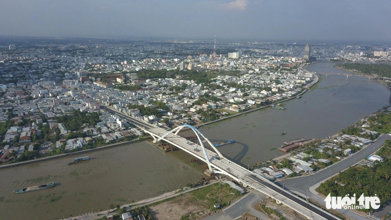 $32mn arch bridge opens to traffic in Vietnam’s Mekong Delta