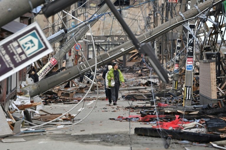 Japan quake death toll rises to 92, missing 242