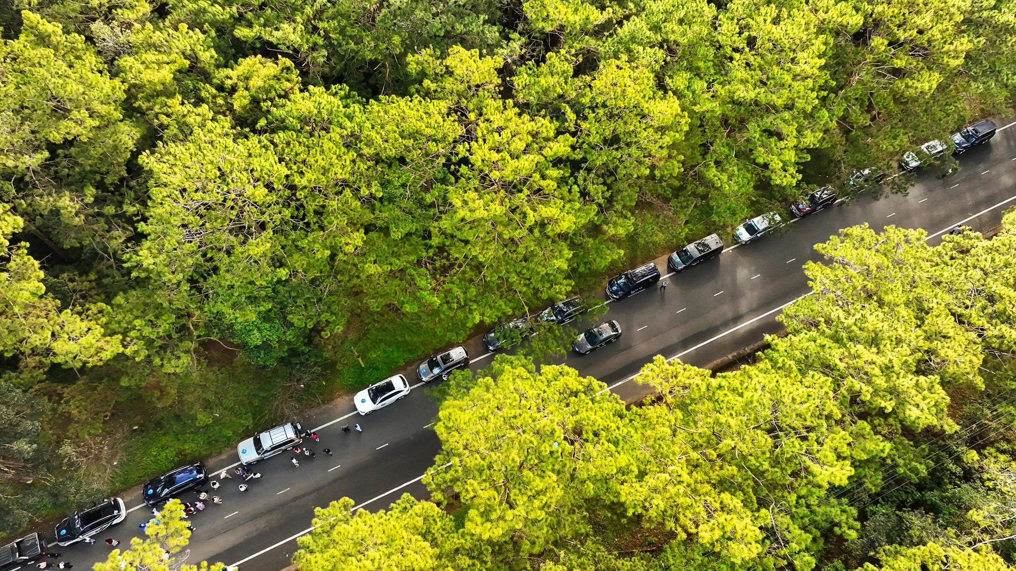 Tourists usually flock to Mang Den at the turn of the year to relax and experience its scenic landscapes. Photo: Ha Nguyen / Tuoi Tre