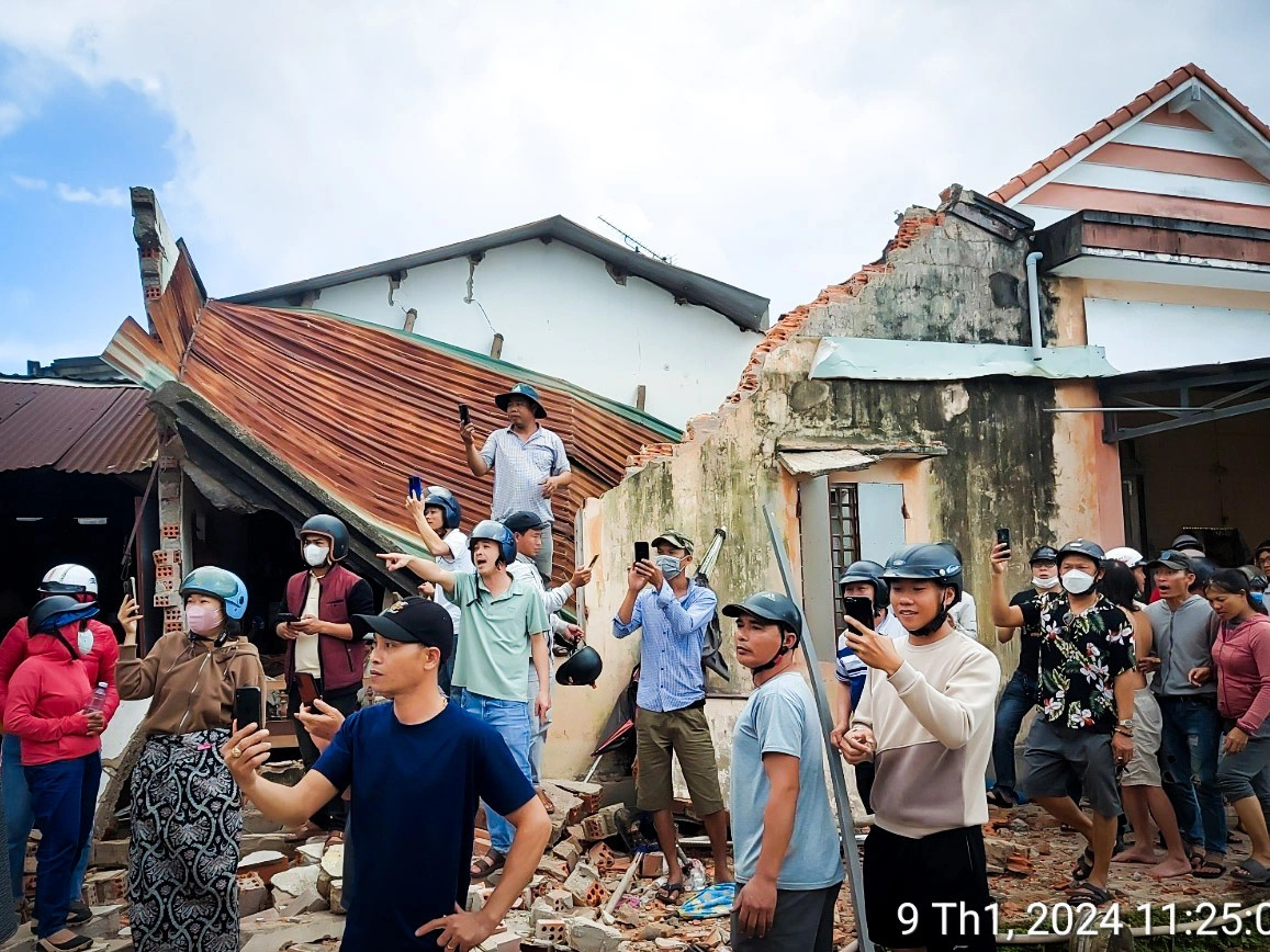 The plane crash also destroyed part of the house owned by Nguyen Thanh Chinh, a native of Dien Ban Town under Quang Nam Province, central Vietnam. Photo: Supplied