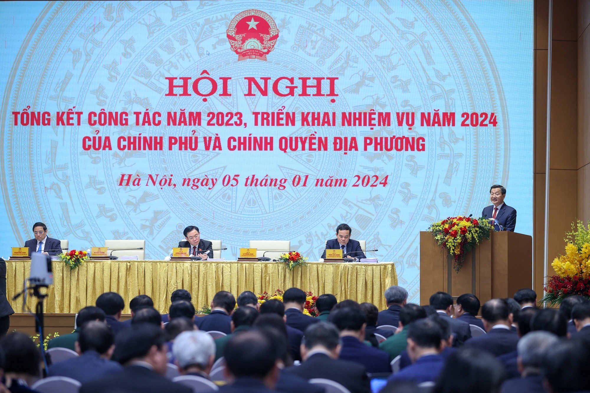 Vietnam logs positive economic growth amid global uncertainties