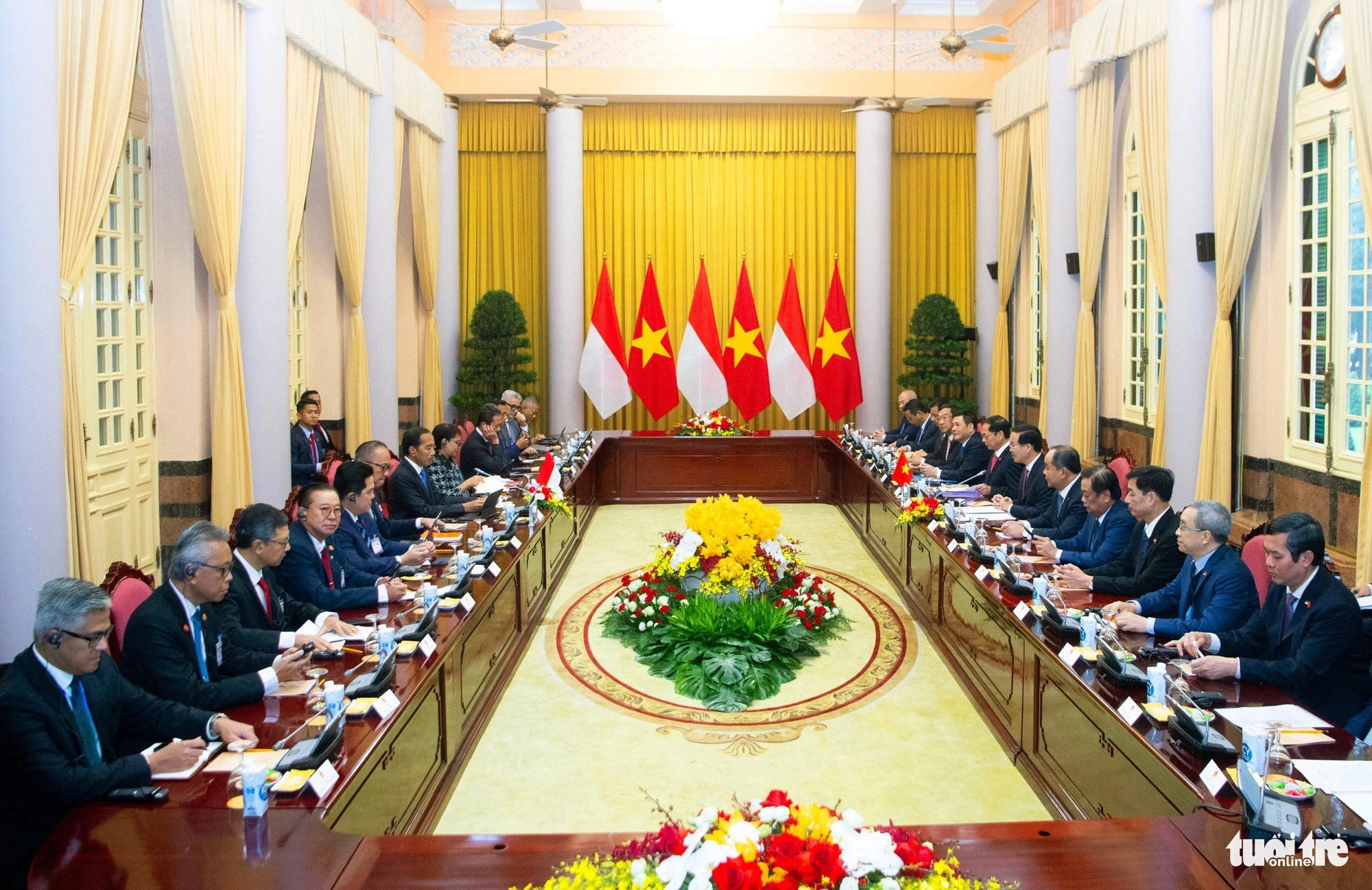 An overview of a meeting attended by Vietnamese State President Vo Van Thuong and his Indonesian counterpart Joko Widodo, Hanoi, January 12, 2024. Photo: Nguyen Khanh / Tuoi Tre