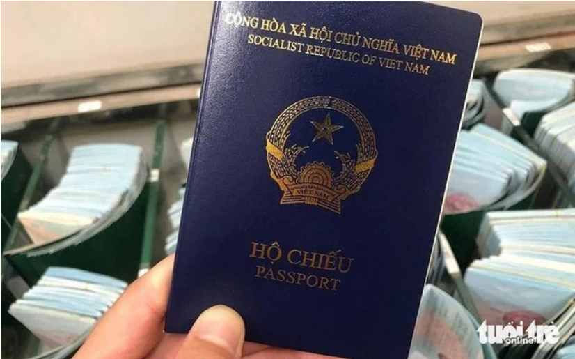 Vietnam drops 5 places in global passport ranking