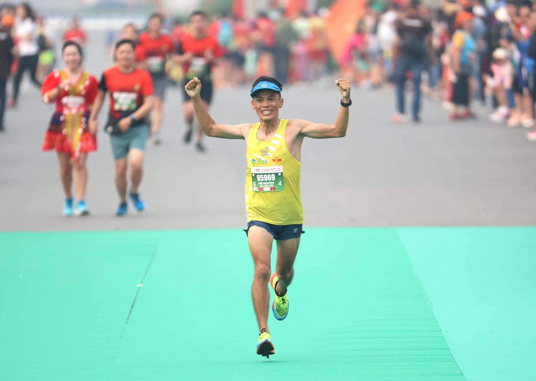 Ex-Vietnam official arouses controversy after calling for ban on cross-country charity run