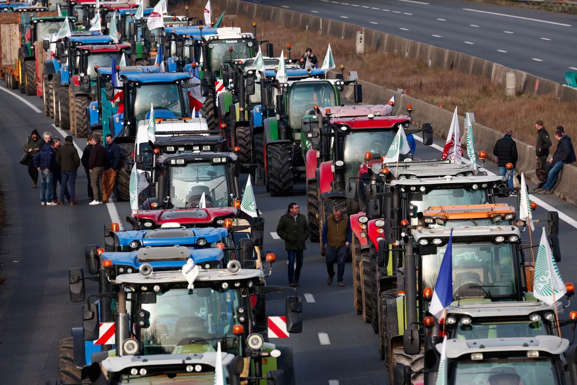 In pictures: Angry French farmers block highways