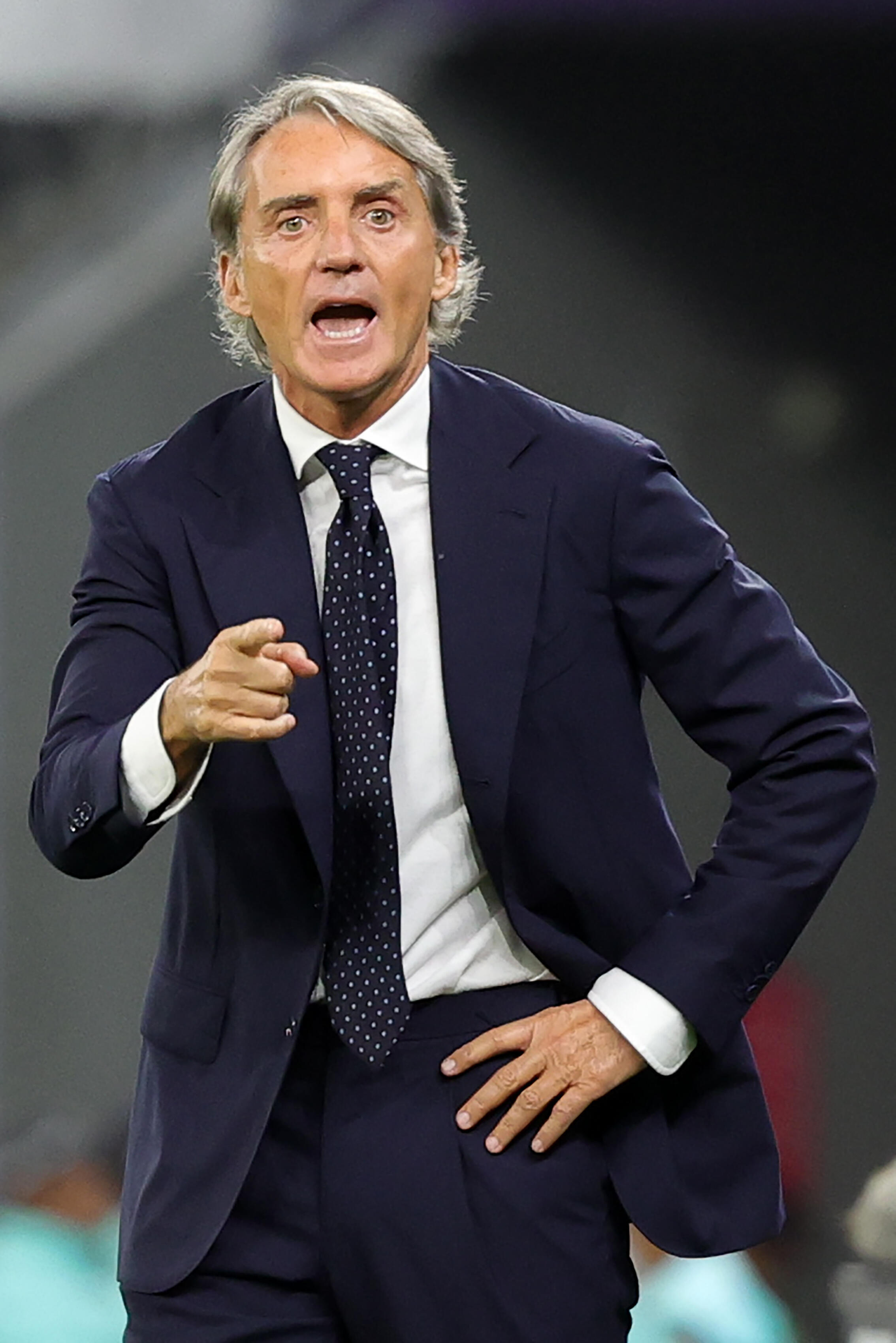 Saudi Arabia's Italian coach Roberto Mancini shouts instructions to his players from the touchline during the Qatar 2023 AFC Asian Cup football match between Saudi Arabia and South Korea at Education City Stadium in al-Rayyan, west of Doha, on January 30, 2024. Photo: AFP