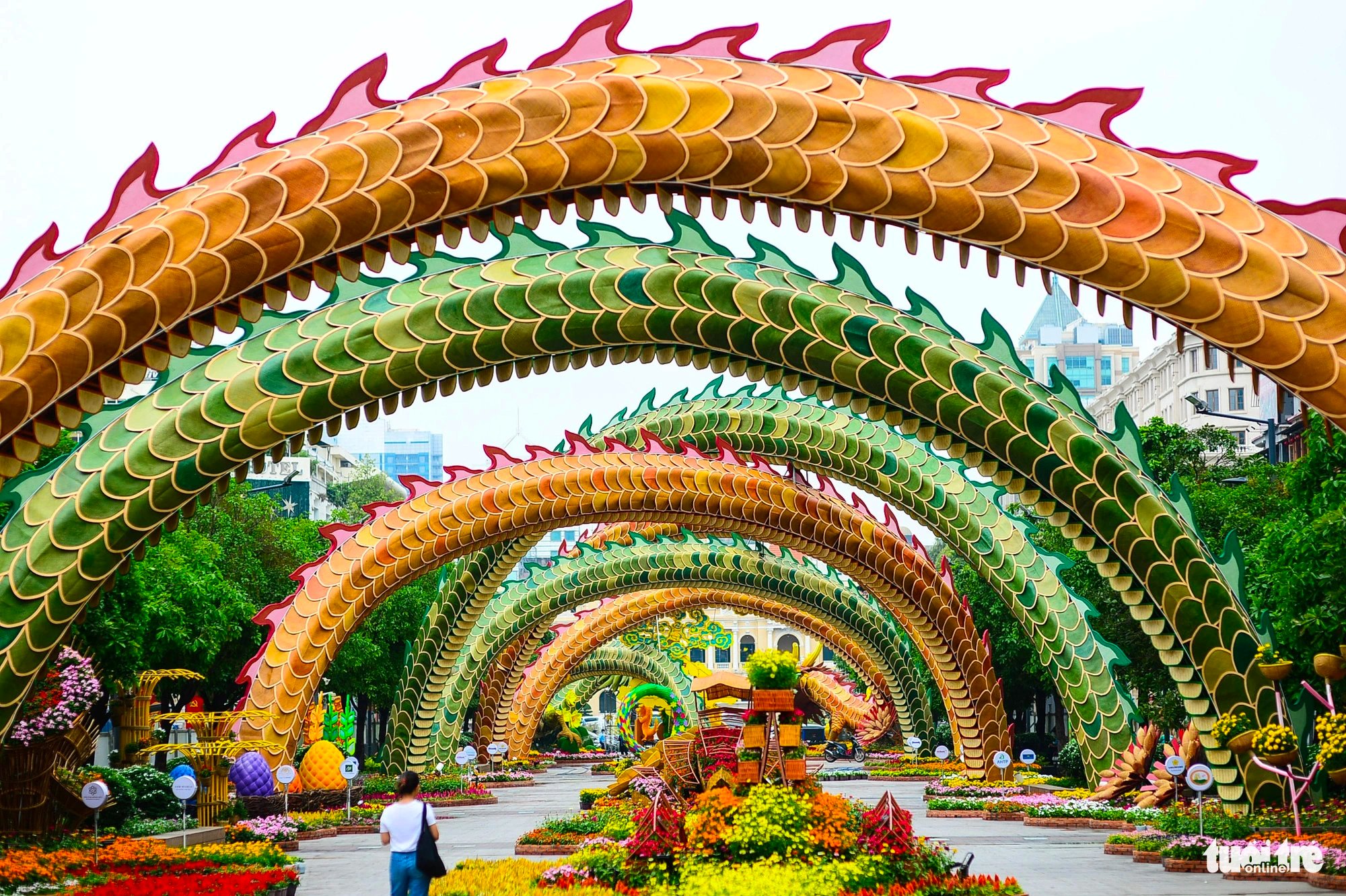 The 2024 Nguyen Hue Flower Street is decorated with dragon theme in District 1, Ho Chi Minh City. Photo: Quang Dinh / Tuoi Tre