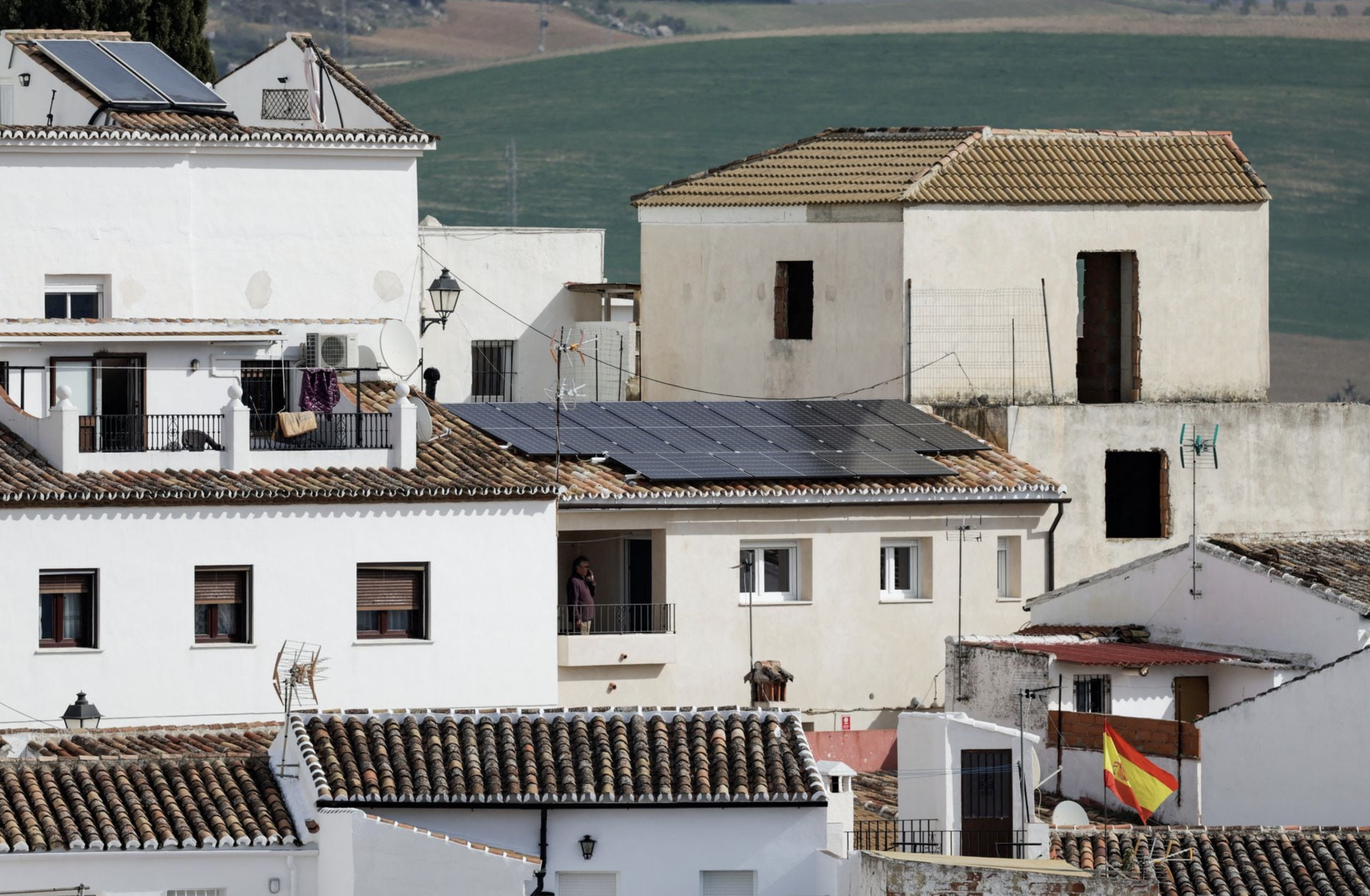 Solar panels are seen on the roof of a home in Ronda, Spain February 5, 2024. Photo: Reuters