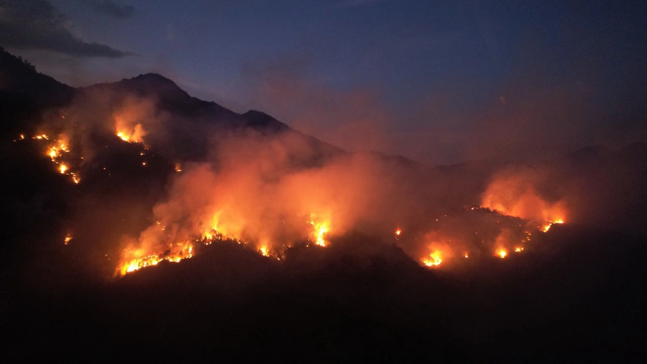 Hoang Lien National Park forest in Vietnam’s Lao Cai on fire again