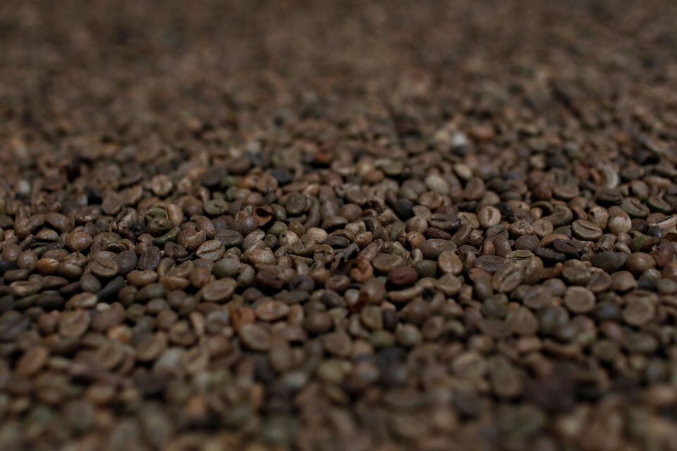 ASIA COFFEE-Vietnam prices rise on high demand, low supplies