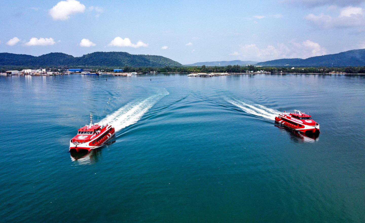 New speedboat service linking suburban Ho Chi Minh City, Con Dao to open next month