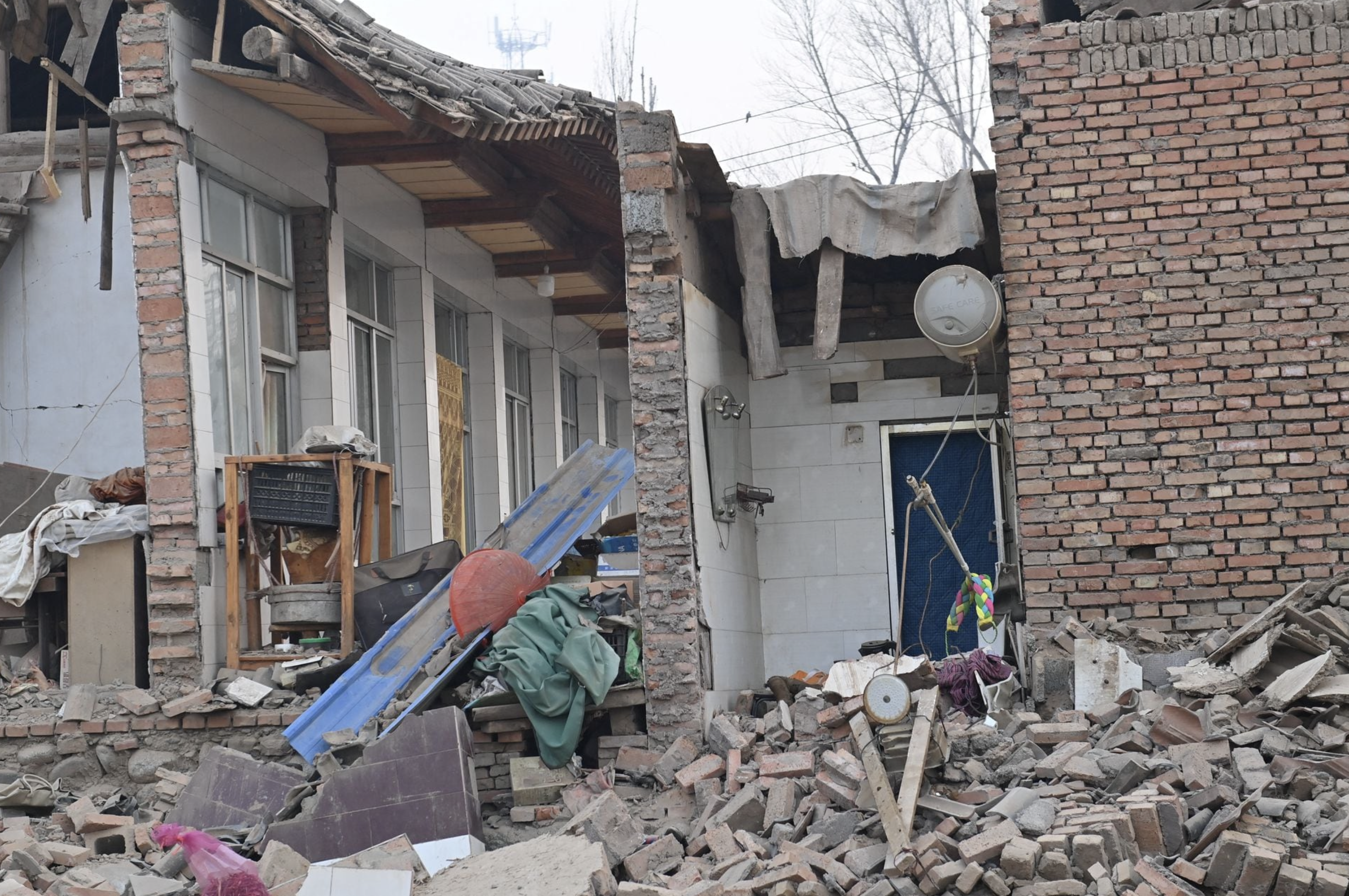 Magnitude 5.8 earthquake strikes China's Xinjiang region
