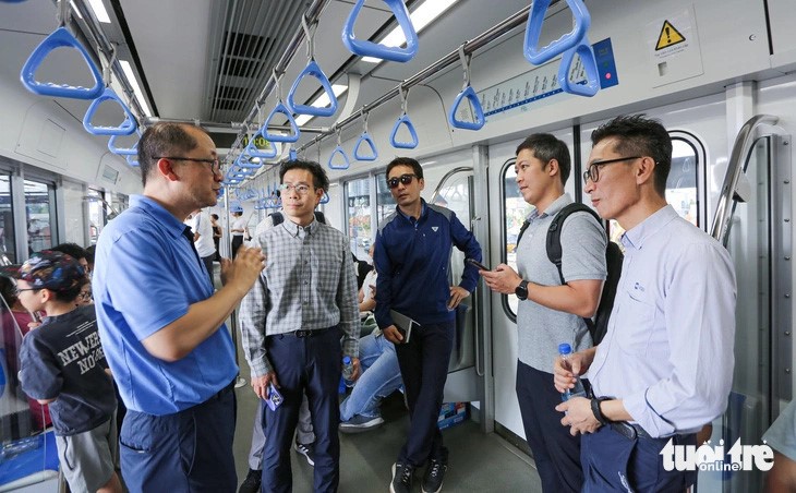 Ho Chi Minh City weighs metro fare reductions, exemptions in initial operation period