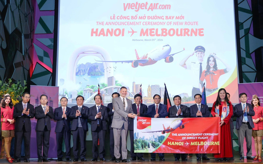 This image shows the ceremony to launch a new flight route linking Vietnam’s Hanoi and Australia’s Melbourne by Vietnamese budget carrier Vietjet In Melbourne on March 5, 2024. Photo: Nhat Bac / Tuoi Tre