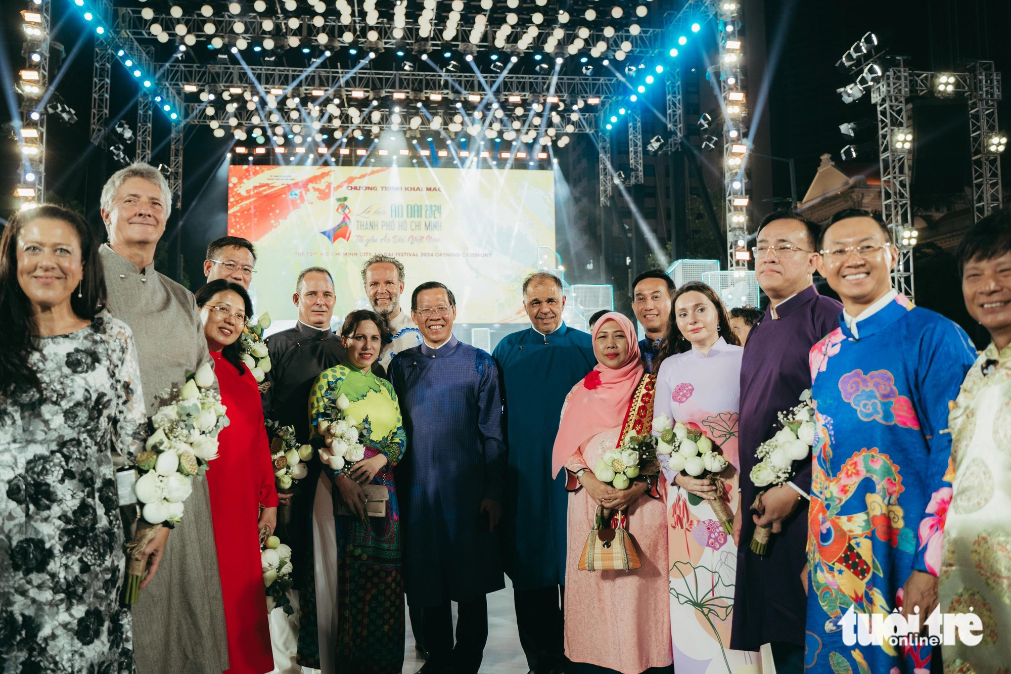 Consuls general from various countries and their spouses don new ‘ao dai’ designs during the opening night of the 2024 Ho Chi Minh City Ao Dai Festival, March 7, 2024. Photo: Thanh Hiep / Tuoi Tre