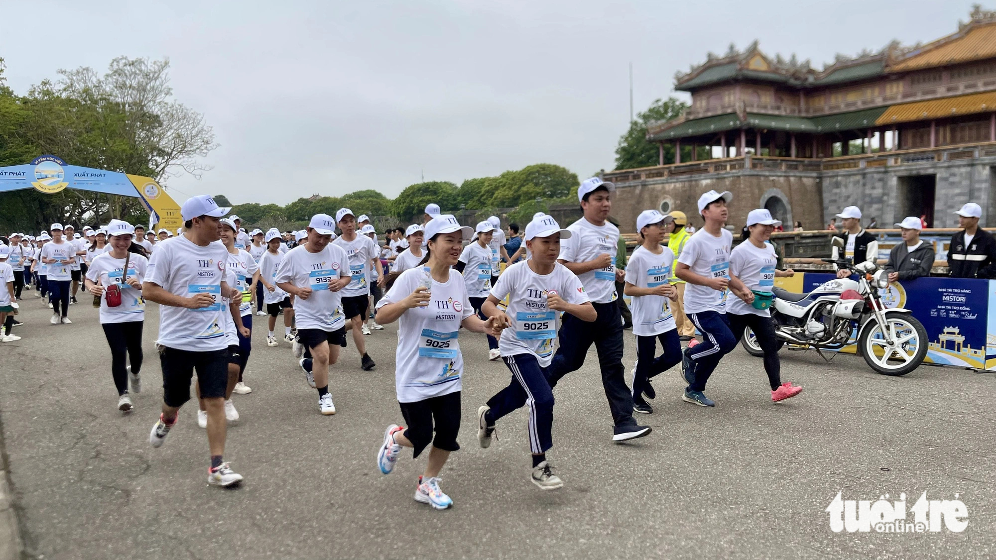 Participants take part in the S-Race 2024 in Hue City, Thua Thien-Hue Province, central Vietnam, March 9, 2024. Photo: Bao Phu / Tuoi Tre