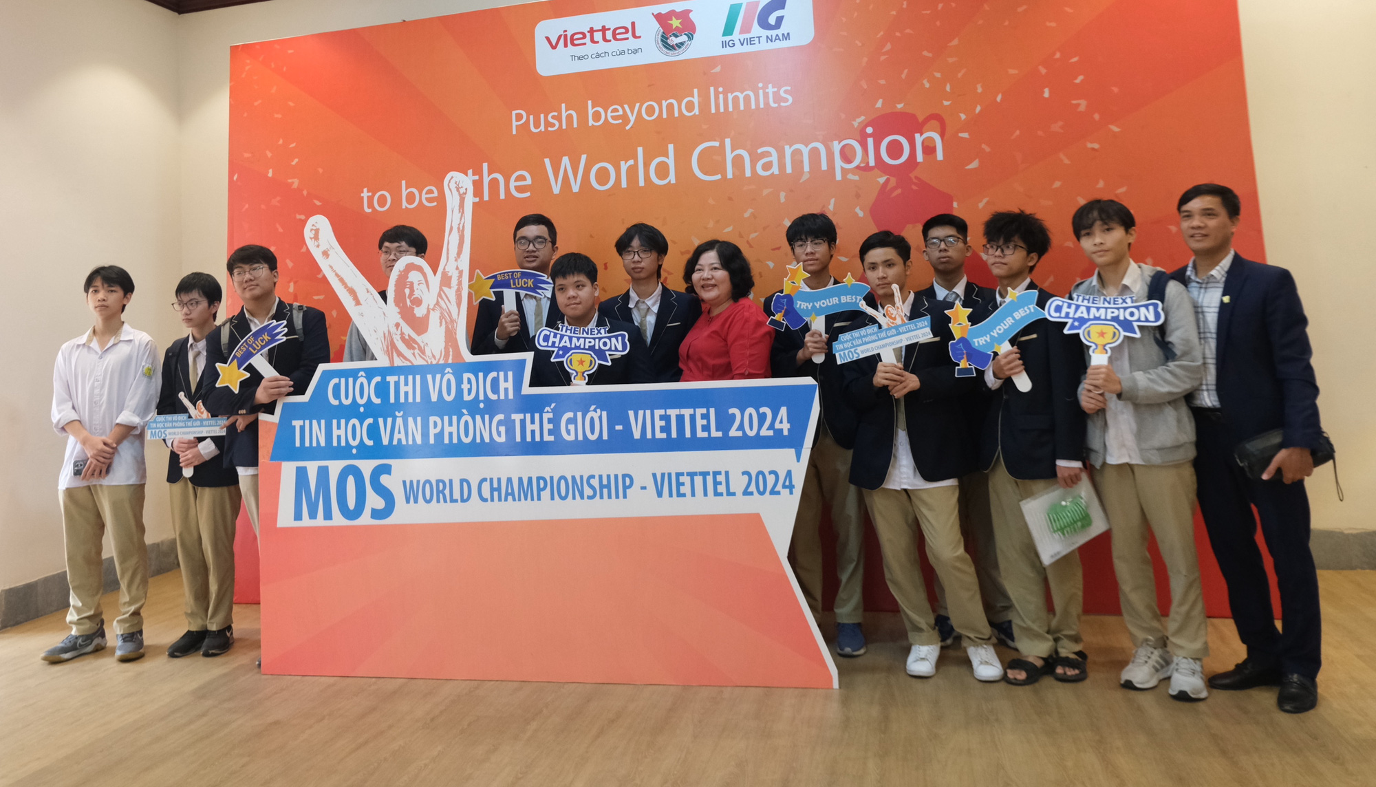 Over 2,000 Vietnamese join Microsoft Office World Championship qualifiers